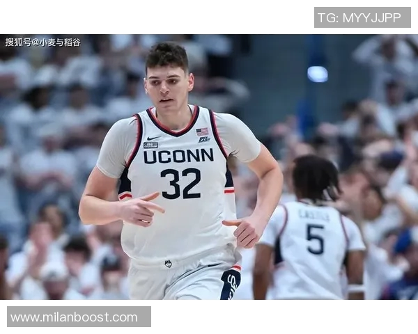 斯普利特称赞大洛与尼德豪泽护筐能力强调球队篮下劣势需改进