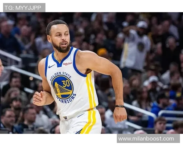 库里谈球队表现称回归后战术体系应保持一致性 库里谈球队表现称回归后战术体系应保持一致性