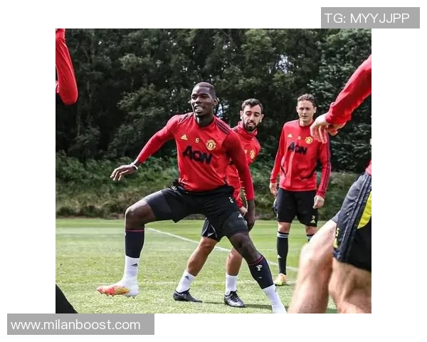 B费助攻双响曼联战胜水晶宫荣膺球迷票选最佳球员称号